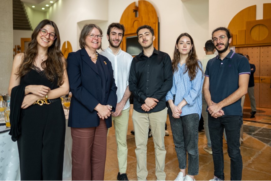 Nearly 200 NDU Students Receive USAID Financial Aid Amid the Crisis in Lebanon 15